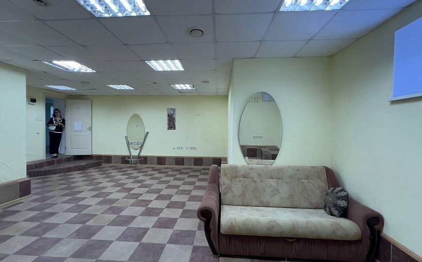Свободного помещения,226м2 фото