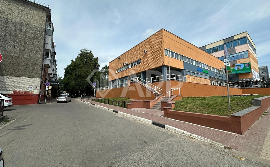 Сдам помещение свободного назначения, 135 м² фото