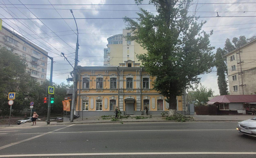 На трафике  возле Набережной.  фото