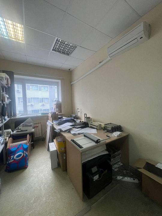 Продажа офиса в деловом центре на ул. Революционной фото