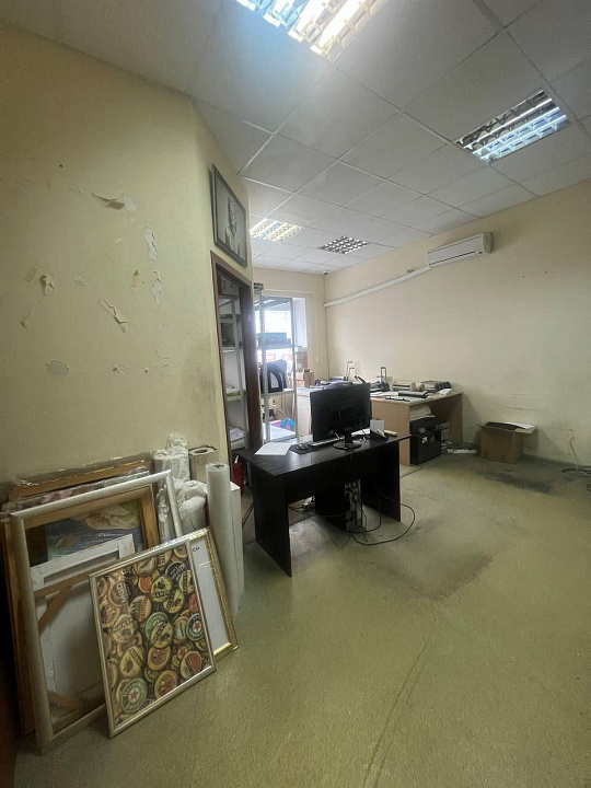 Продажа офиса в деловом центре на ул. Революционной фото