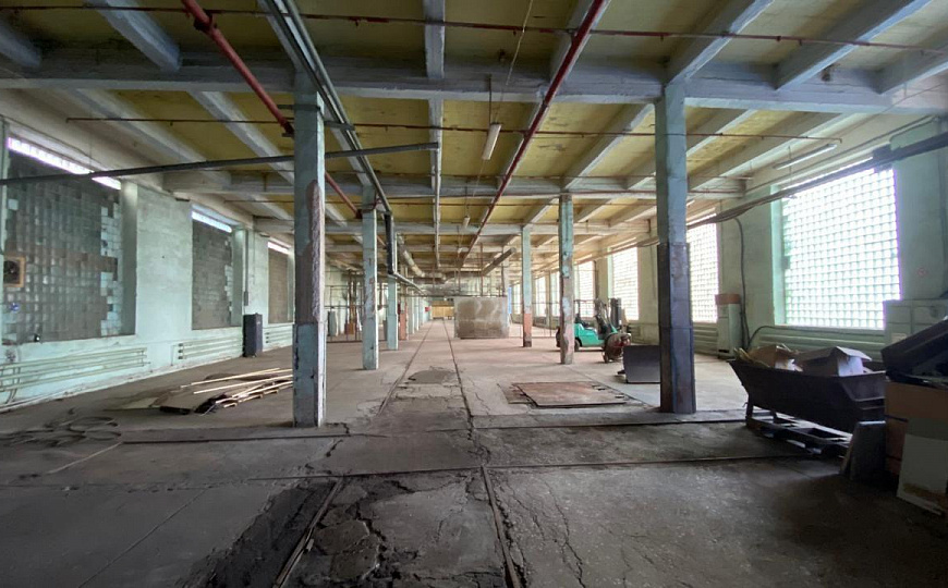 Продам производственное помещение, 7 100 м² фото