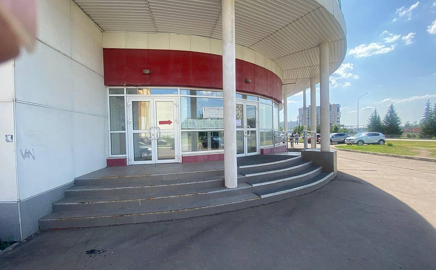 Продается помещение свободного назначения фото