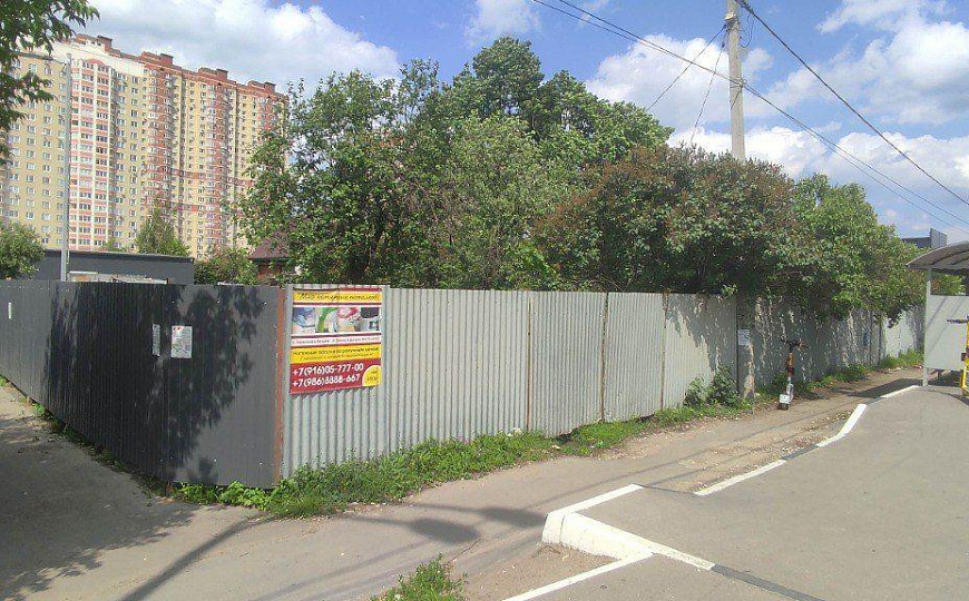 Сдам отдельно стоящее здание под медцентр или продуктовый магазин. фото