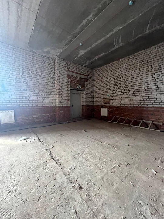 Сдается торговое помещение 655м2 в Новом ЖК Волгарь фото