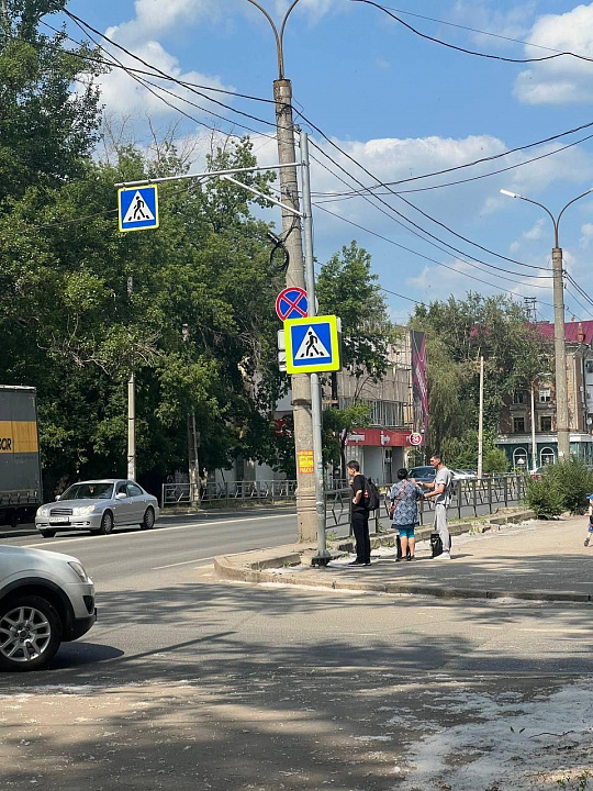Аренда торгового помещения около Дворца спорта фото