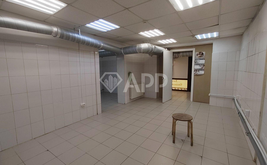 Сдам торговое помещение, 80 м² фото