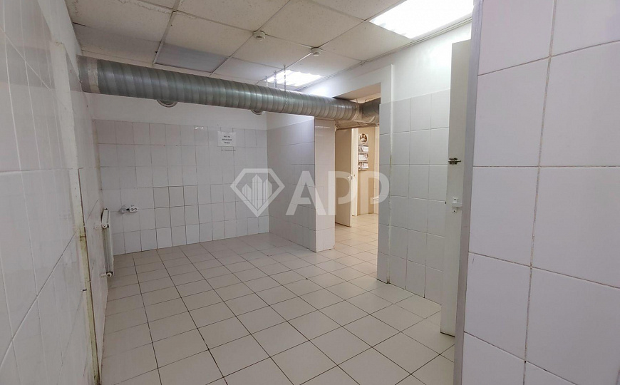 Сдам торговое помещение, 80 м² фото
