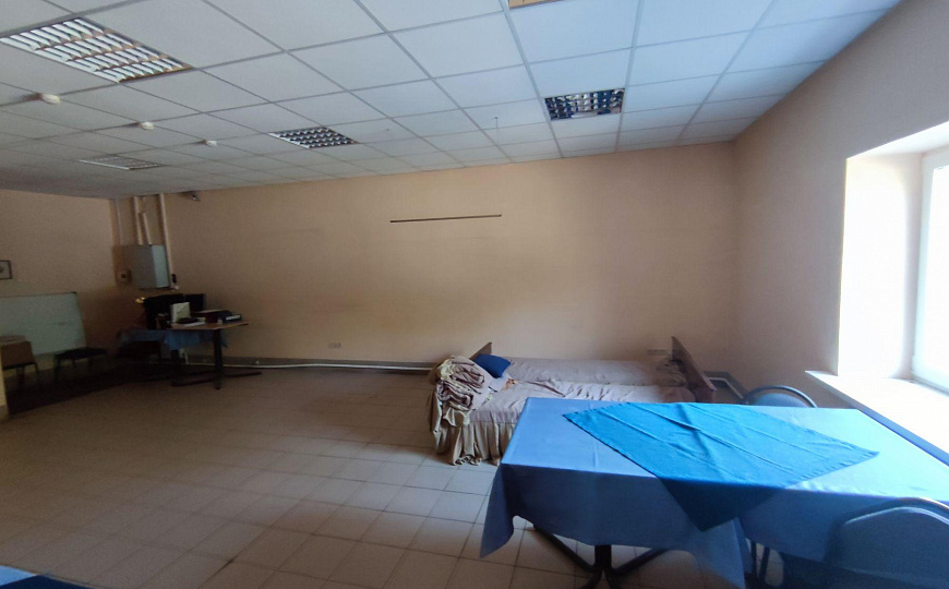 Сдаю производственное помещение, 1 500 м² фото