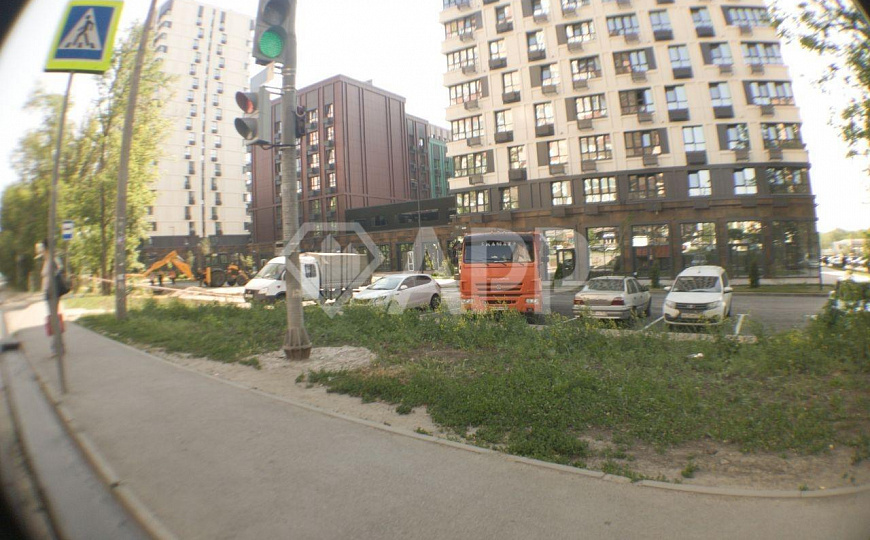 Угол/Остановка/фасад/КФС/Парковка фото