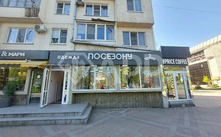 Сдам торговое помещение, 81 м² фото