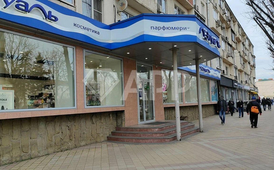 Сдам торговое помещение, 81 м² фото