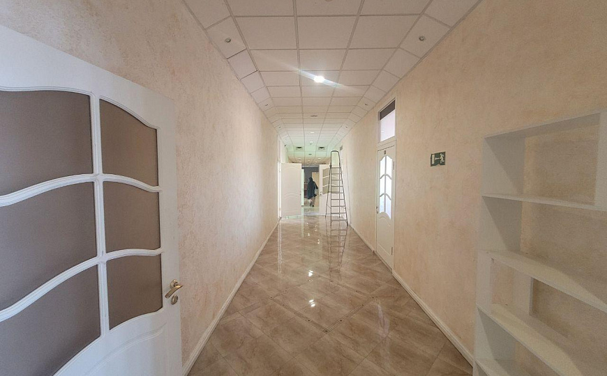 Свободного назначения. Район Технопарка.  680 м2 фото