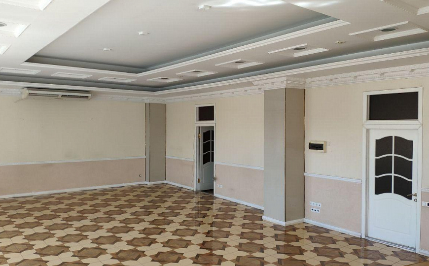Свободного назначения. Район Технопарка.  680 м2 фото