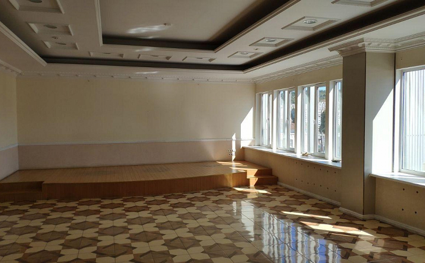 Свободного назначения. Район Технопарка.  680 м2 фото