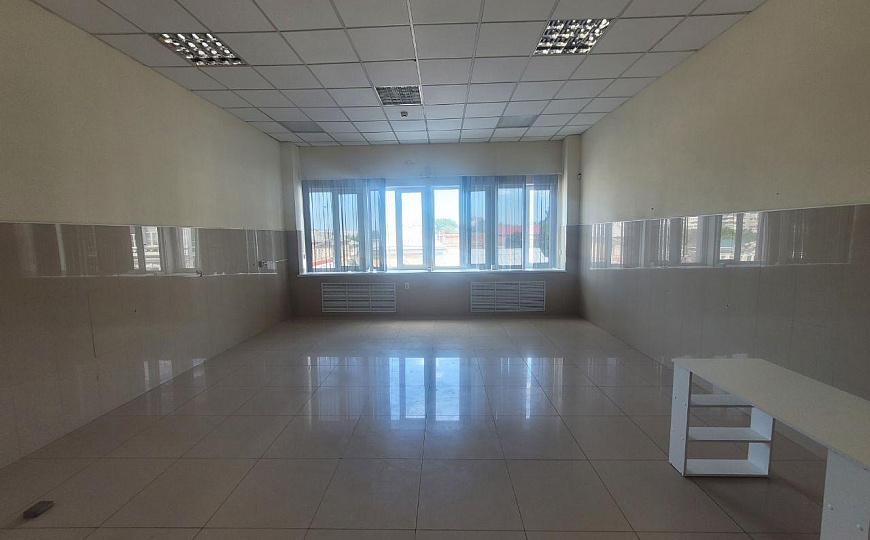 Свободного назначения. Район Технопарка.  680 м2 фото