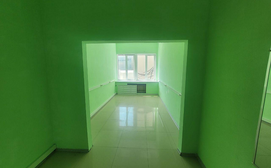 Свободного назначения. Район Технопарка.  680 м2 фото