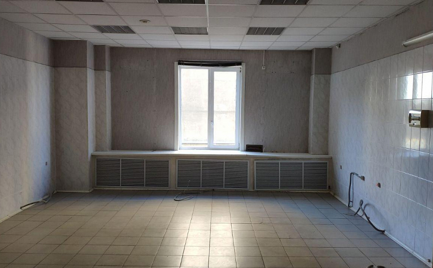 Свободного назначения. Район Технопарка.  680 м2 фото
