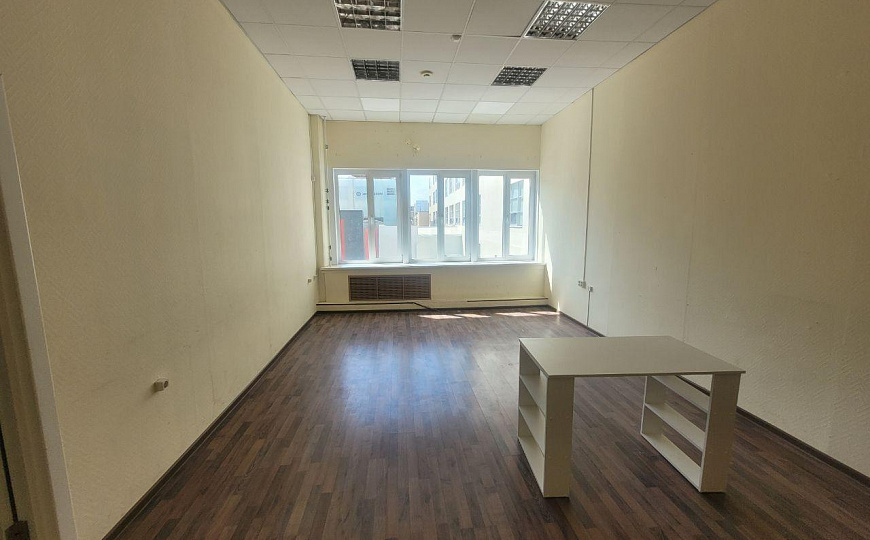 Свободного назначения. Район Технопарка.  680 м2 фото