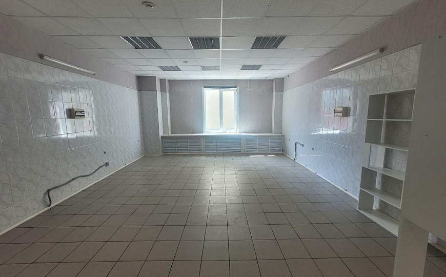 Свободного назначения. Район Технопарка.  680 м2 фото