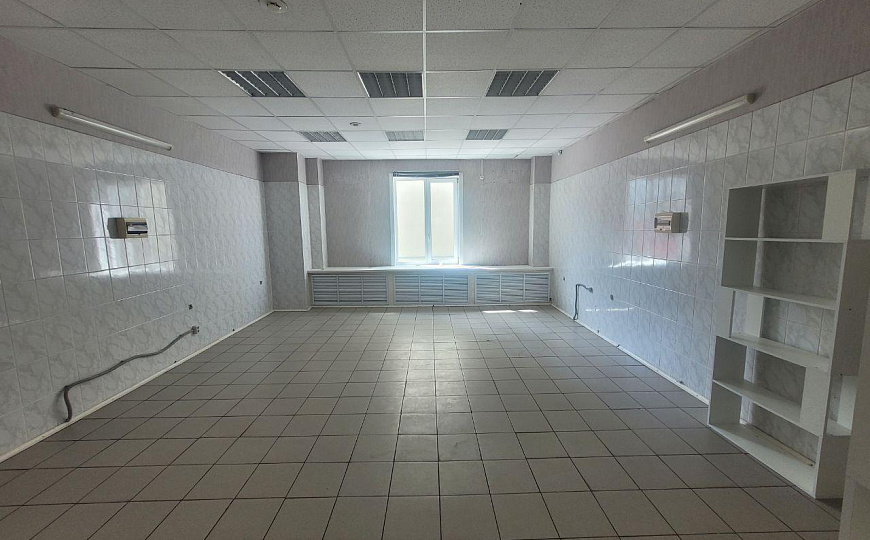 Свободного назначения. Район Технопарка.  680 м2 фото