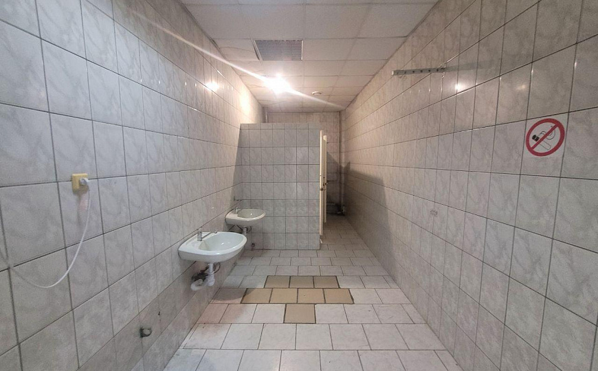 Свободного назначения. Район Технопарка.  680 м2 фото