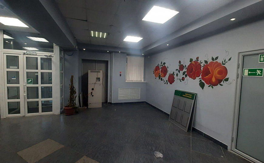 Помещение банка на Коммунистическая 85А фото