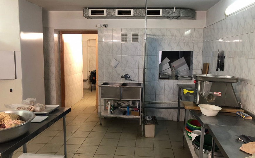 Сдам отдельно стоящее здание, 308 м² фото
