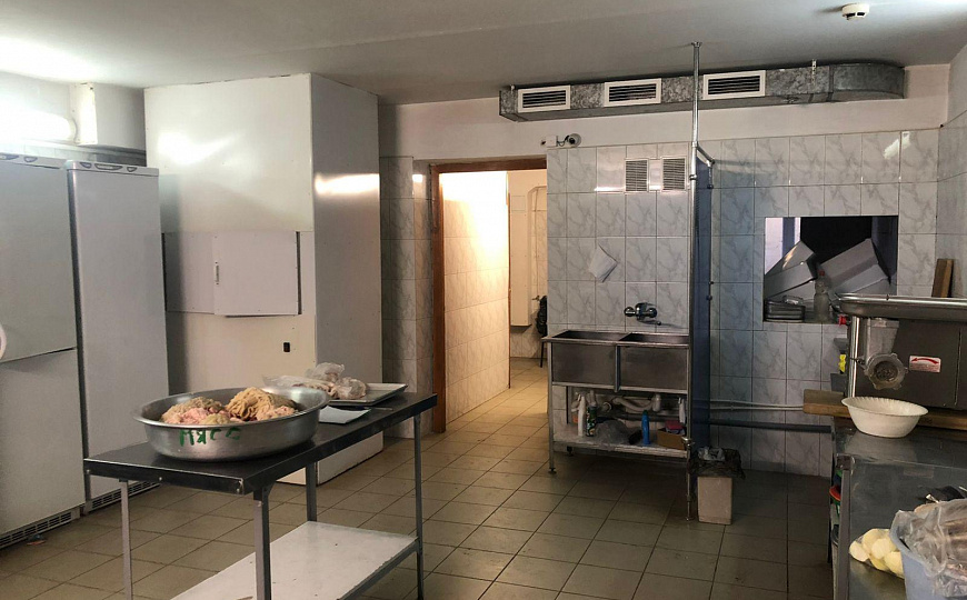 Сдам отдельно стоящее здание, 308 м² фото