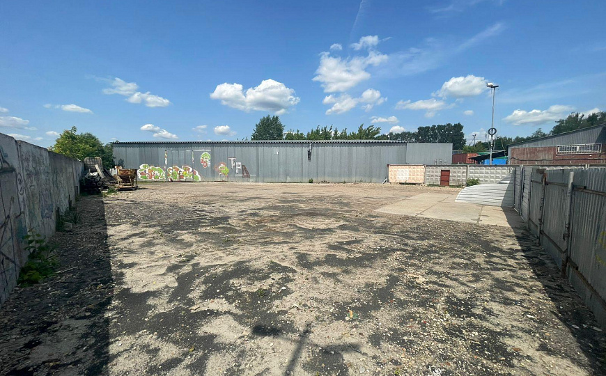 Сдам участок для отстоя легковой и большегрузной техники, 2 000 м² фото