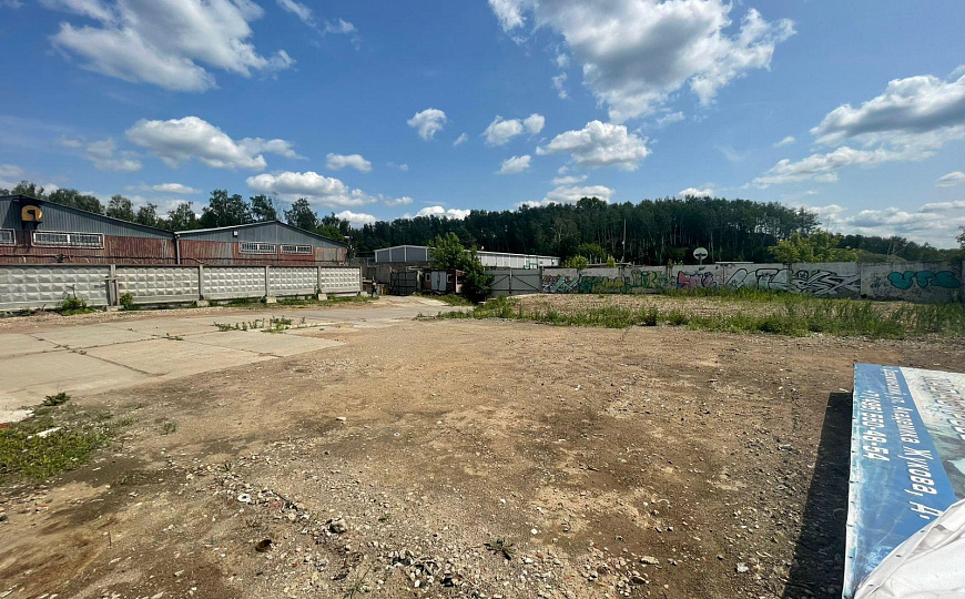 Сдам участок для отстоя легковой и большегрузной техники, 2 000 м² фото