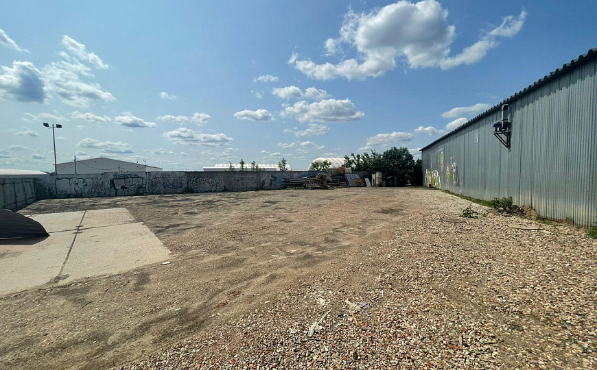 Сдам участок для отстоя легковой и большегрузной техники, 2 000 м² фото