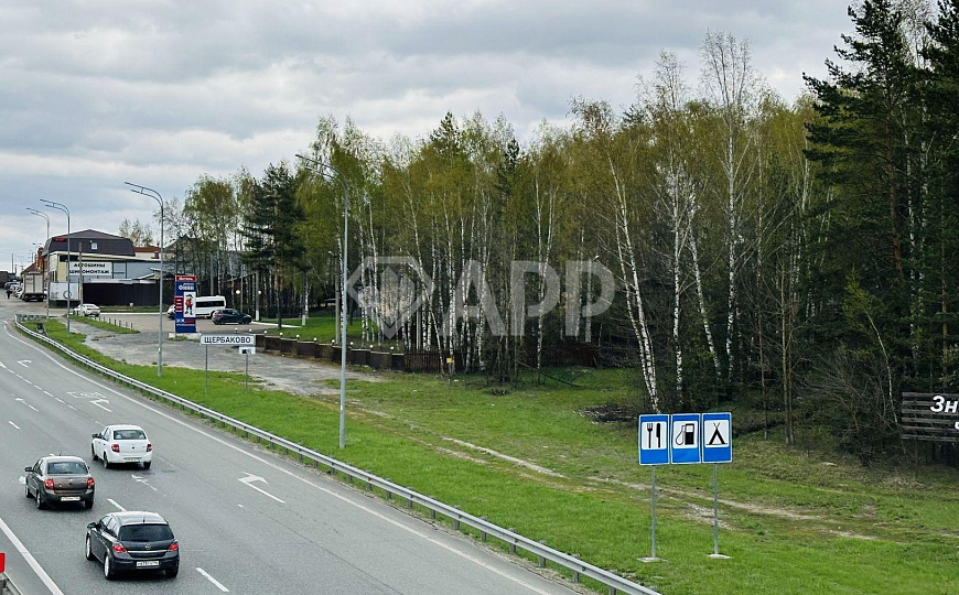 Здания  1200 кв.м. на участоке 40 соток фото