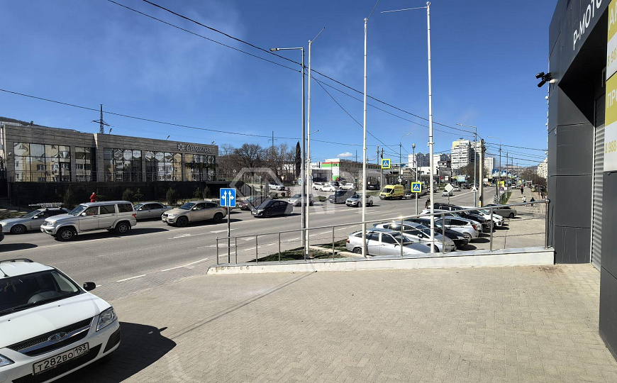 Сдам помещение свободного назначения, 640 м² фото