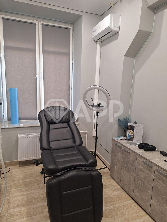 Продам помещение с ремонтом в центре (ГАБ), 37,4м² фото