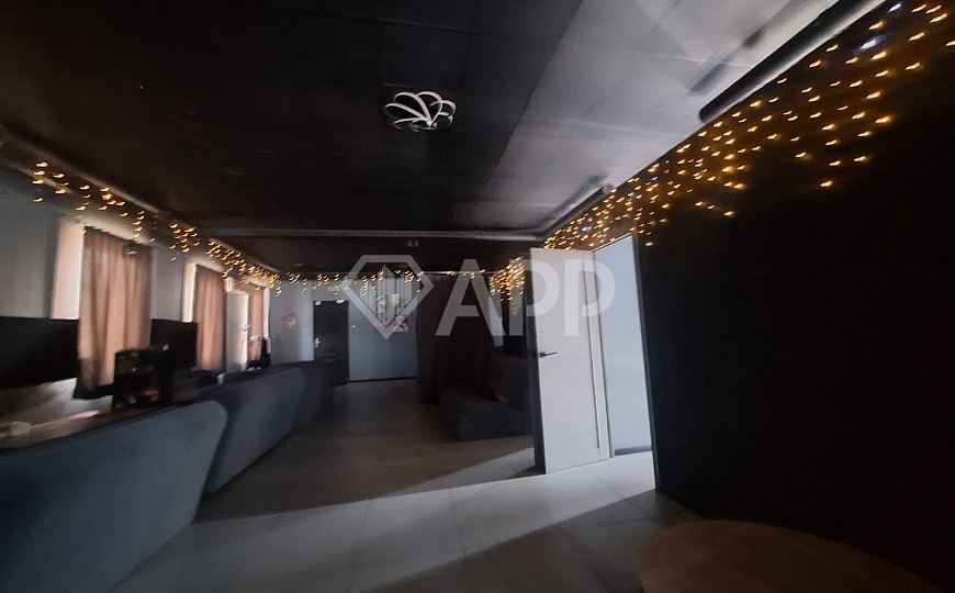Сдам помещение свободного назначения 180 м² фото