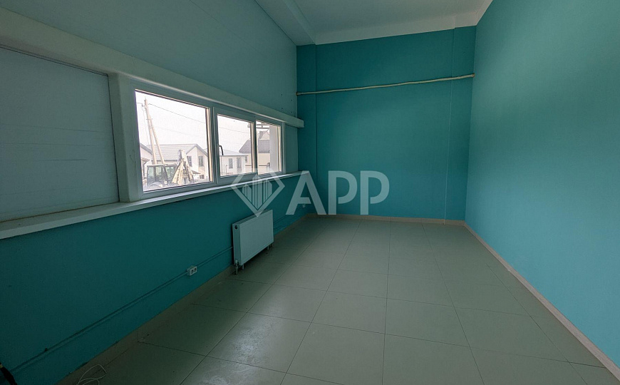 Сдам торговое помещение, 130 м² фото