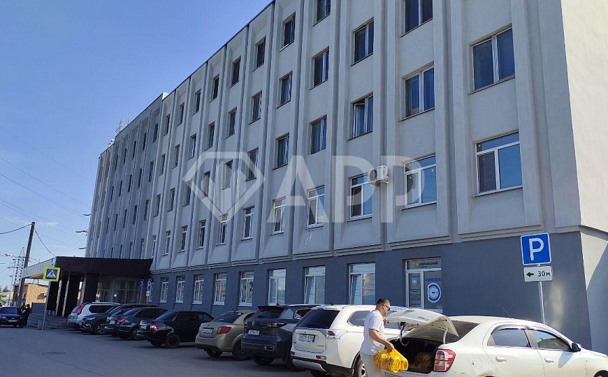 Аренда помещения под общепит на территорииТК "Кировский маркет фото