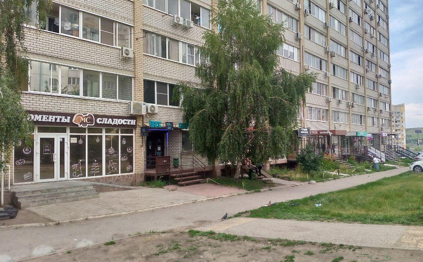 Первая линия, трафик, 72 м2 фото