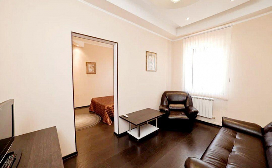 Помещение свободного назначения, 2 400 м² фото