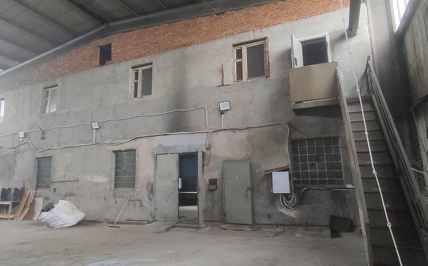 Сдам помещение в отдельно стоящем здании, 855 м² фото