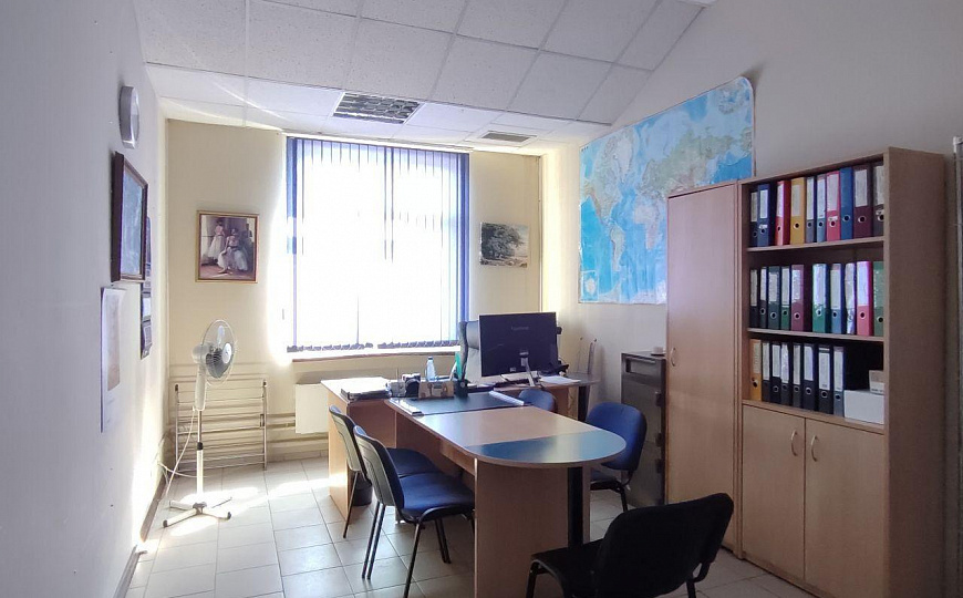 Помещение свободного назначения на первой линии, 110 м² фото