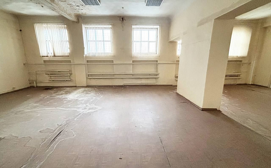 Сдам помещение свободного назначения, 320 м² фото