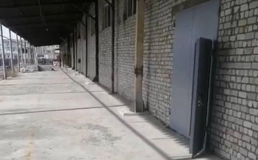 Теплый склад с пандусом 1 076 м² в Сургуте фото