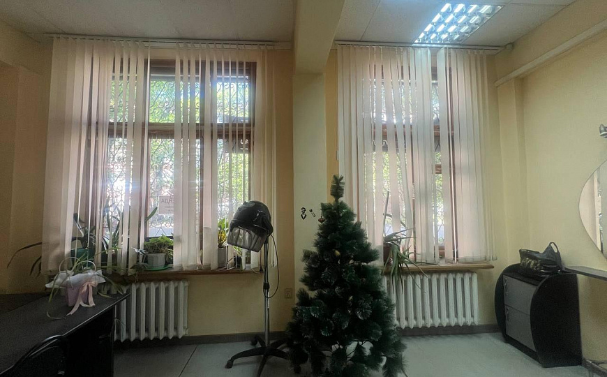 Помещение свободного назначения 123 м2 фото