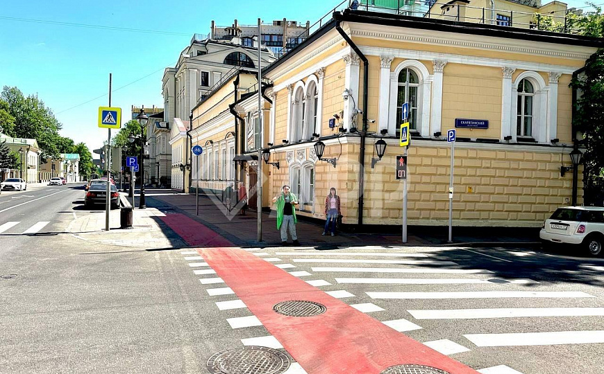 Предлагается в аренду особняк или его часть ! фото