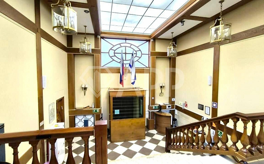 Предлагается в аренду особняк или его часть ! фото