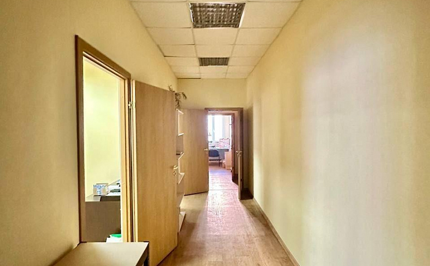 Офиса 100 м² на ул.Революционной фото