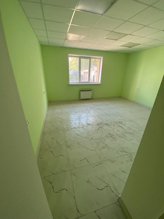 Отдельно стоящее здание, 400 м² фото