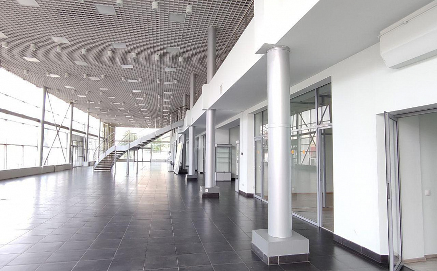 Помещение свободного назначения, 2 110 м² фото